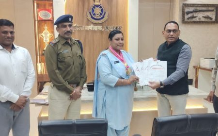 एएसआई अमरजीत कौर यादव ने मास्टर गेम्स एसोसिएशन प्रतियोगिता उज्जैन में उत्कृष्ट प्रदर्शन कर 04 गोल्ड मेडल, जीत कर जिले का मान बढ़ाया