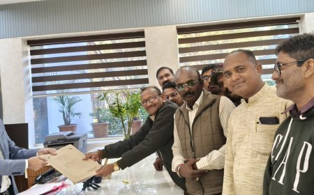राज्य कर्मचारी संघ ने की कलेक्टर से चर्चा,जनजातीय कार्य विभाग में  वर्षा से पेंडिंग हैं समस्याएं