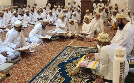 पवित्र रमजान मे सैय्यदना डॉ.साहब की लंबी उम्र के लिए दाऊदी बोहरा समाज जनों द्वारा 3 दिवसीय तिलावत ए कुरान की गई