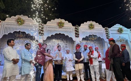 चेटीचंड महोत्सव के पवन अवसर पर सिंधी समाज के प्रतिभाशाली एवं मेधावी छात्र-छात्राओं का सम्मान समारोह