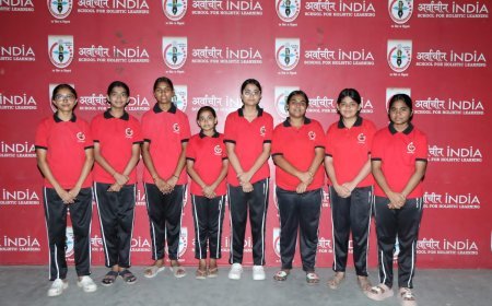 अर्वाचीन इंडिया स्कूल ने रचा सफलता का इतिहास, 10वें वर्ष में भी शानदार परिणाम