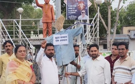 युवा कांग्रेस ने फूँका भाजपा के 'झूठे वादों' का पुतला, नारी आरक्षण बिल में देरी पर जताया विरोध