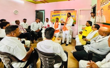 जिले में भाजपा पिछड़ा वर्ग मोर्चा मजबूती से कर रहा हे काम . भाजपा जिलाध्यक्ष डॉ .मनोज माने