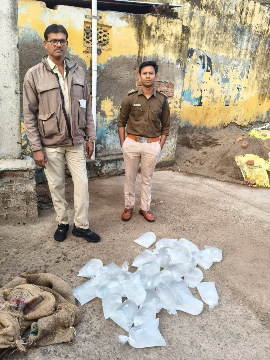 अवैध मदिरा संग्रहण एवं विक्रय के विरुद्ध आबकारी विभाग की लगातार कार्रवाई