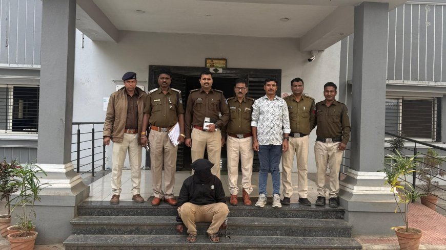 खकनार पुलिस को चोरी के प्रकरण मे मिली बड़ी सफलता, आरोपी को चोरी के माल के साथ दबोचा।