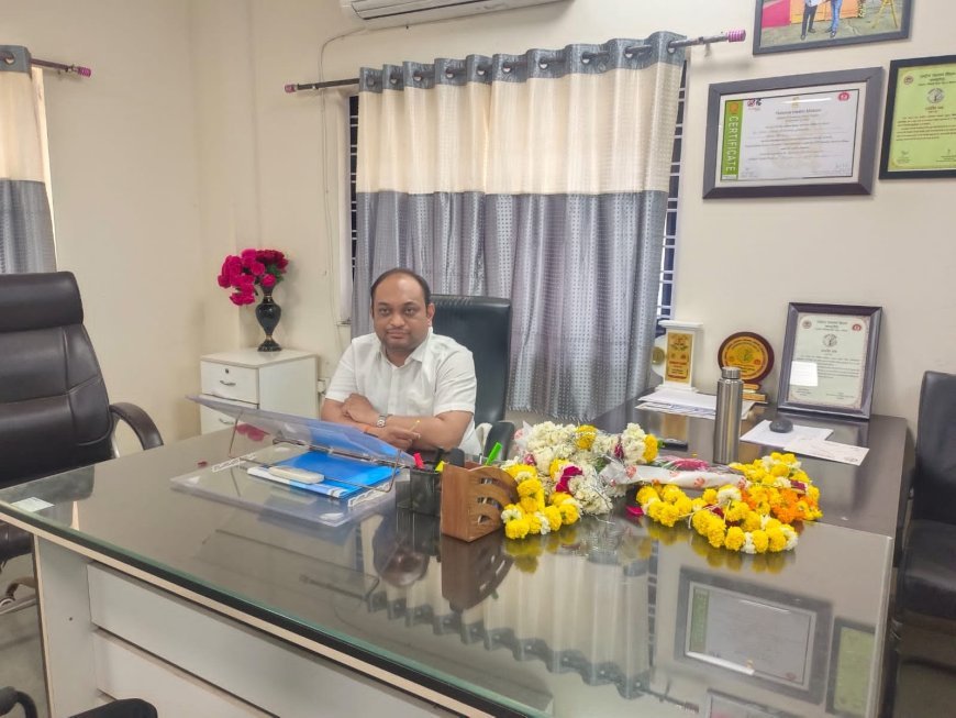 डॉ दर्पण टोके बनें जिला अस्पताल के सिविल सर्जन, पदभार संभालने पर अस्पताल कर्मचारियों ने किया स्वागत