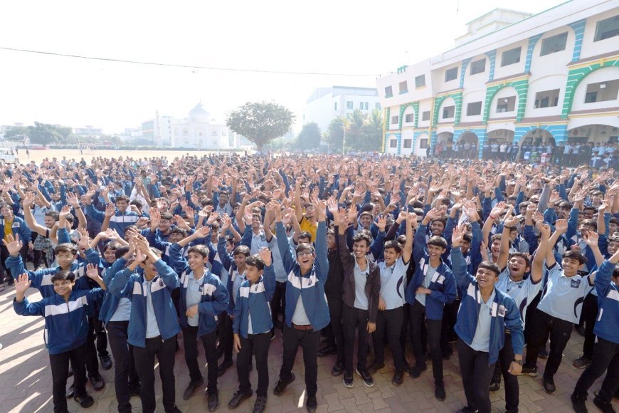 मेक्रो विज़न एकेडमी ने रचा नया इतिहास, मेक्रो विजन एकेड़मी का परिणाम बेमिसाल